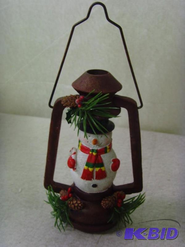 lot 103 image: Snowman Lantern