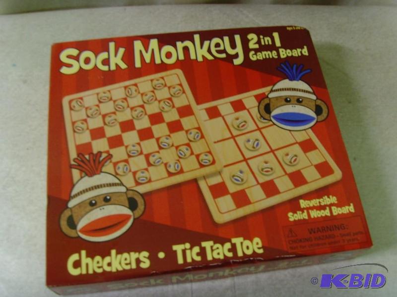 lot 112 image: Sock Monkey 2 in 1 Game Board