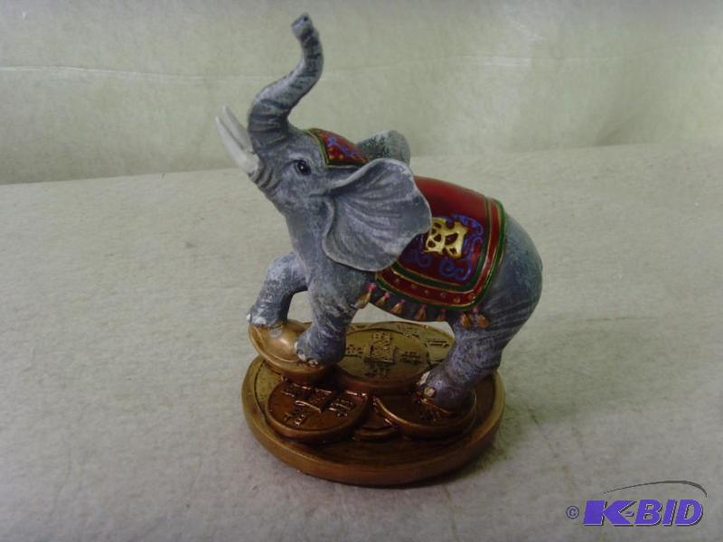 lot 120 image: Lucky Elephant Figurine
