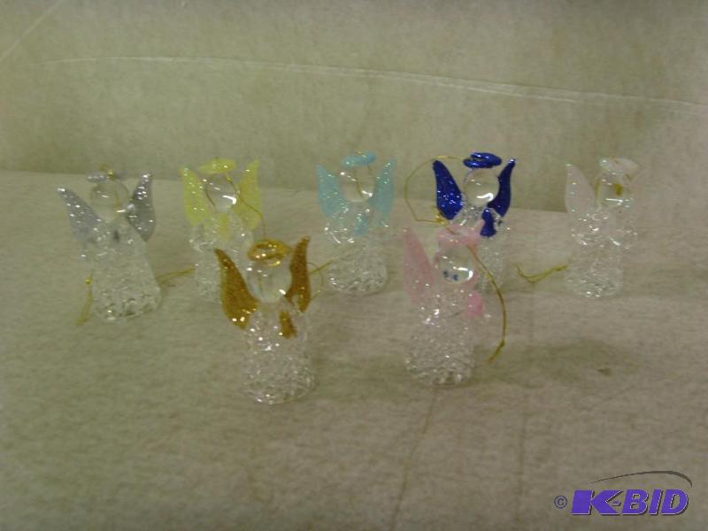 lot 122 image: Lucky 7 Glass Angel Set