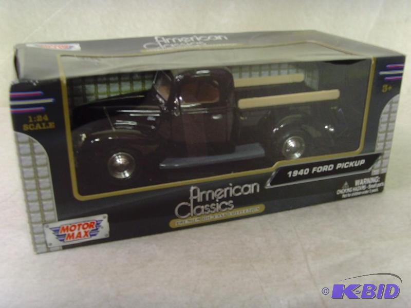 lot 39 image: 1940 Ford Pickup Black