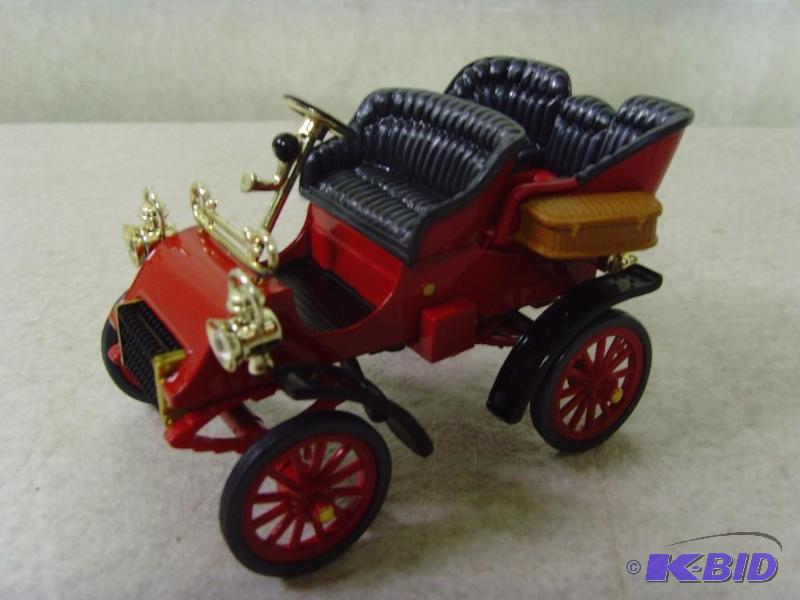 lot 71 image: 1903 Ford Model A