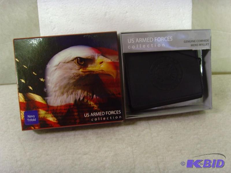 lot 75 image: US Armed Forces Wallet Navy