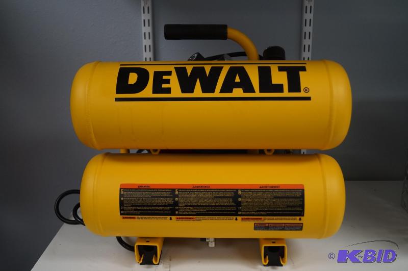Dewalt 4 gallon Air Compressor