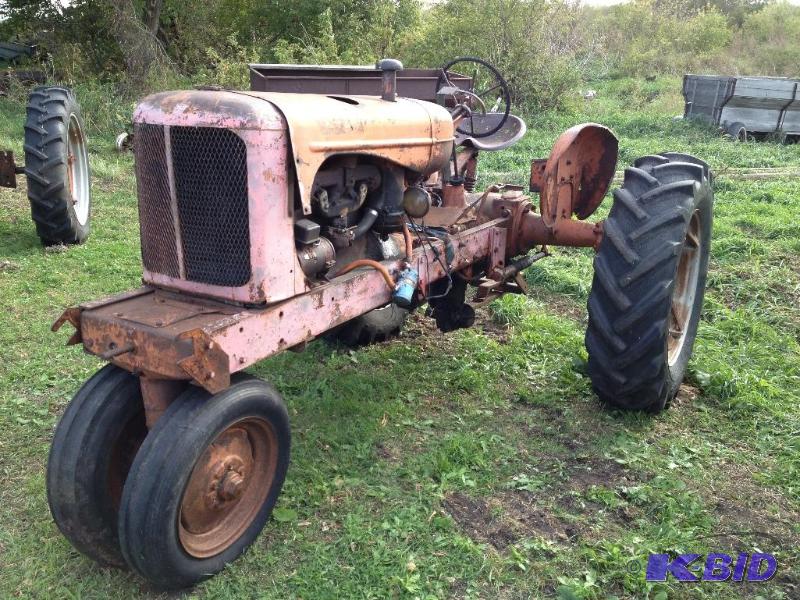 lot 2 image: 1950 Allis Chalmers WD