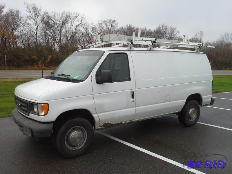 2003 Ford  Cargo Van