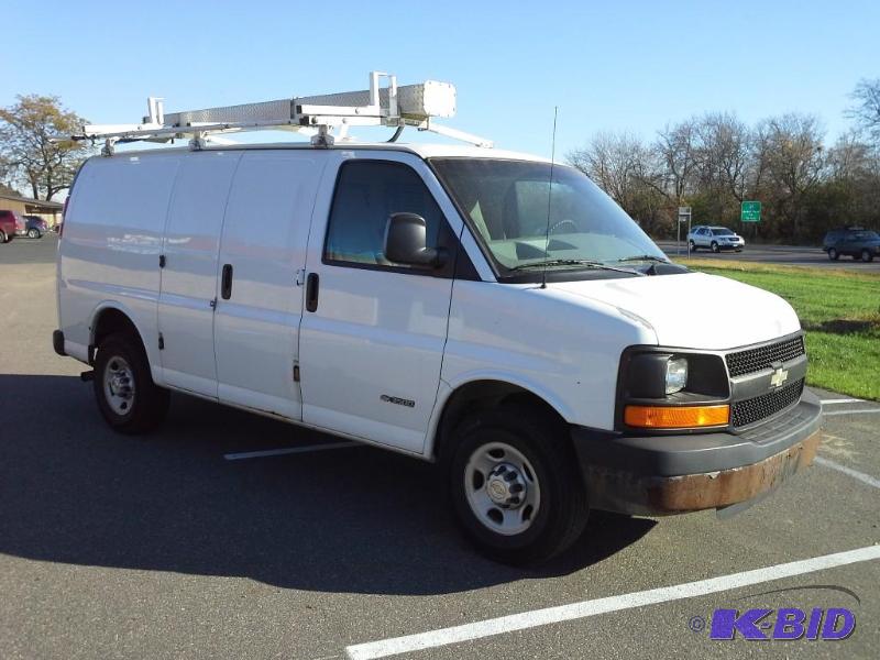2006 Chevy Express Van
