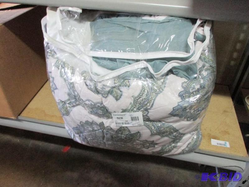 8 pc queen bed set...