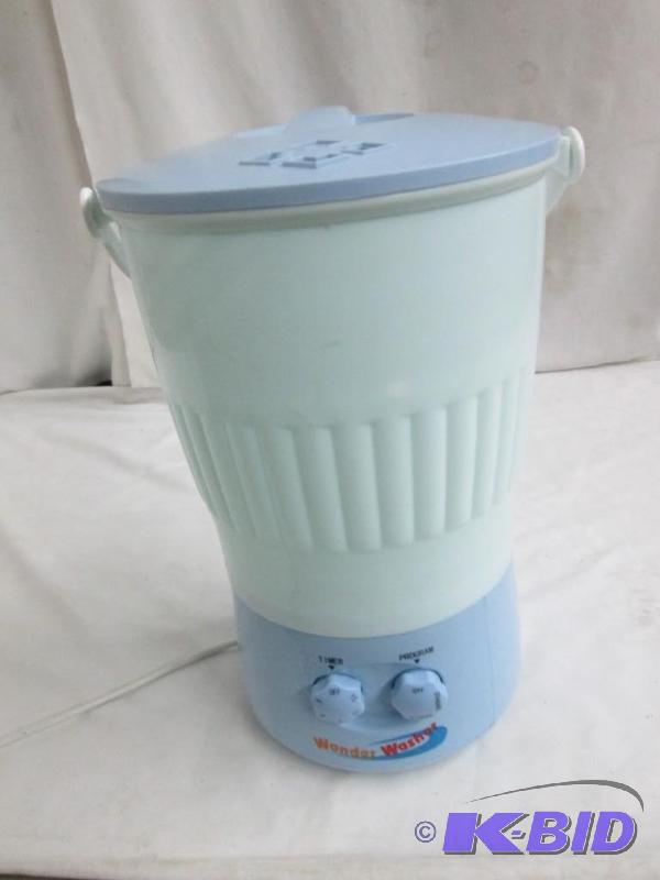 lot 16 image: Wonder Washer