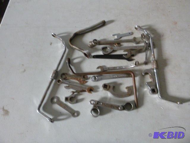 lot 157 image: Miscellaneous Wrenches...