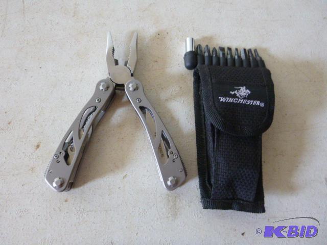 lot 168 image: Winchester Multi Tool with Sheath...