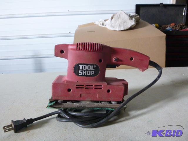 lot 229 image: Tool Shop Sander 13 sheet, tested and works....