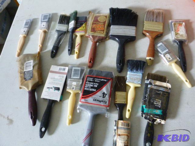 lot 266 image: Lot of Miscellaneous Paint Brushes...