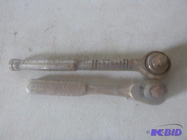 lot 276 image: Two Craftsman 38" Ratchets...