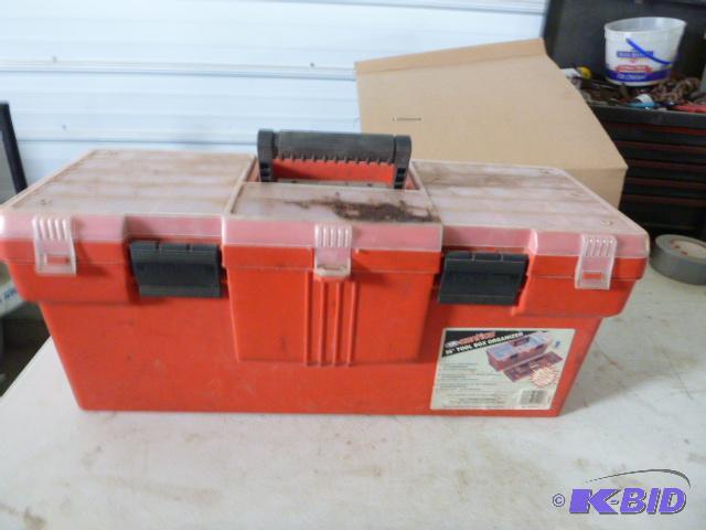 lot 6 image: Contico&nbsp26" Toolbox...