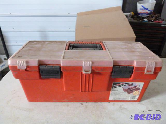 lot 7 image: Contico 26" Toolbox...