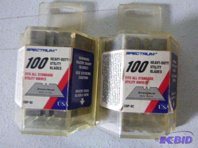 lot 74 image: Two Packs of Heavy Duty Utility Blades...