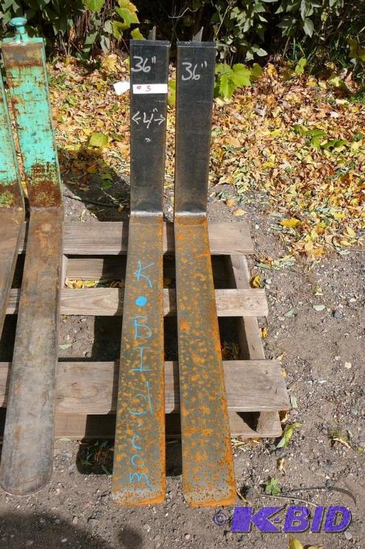 lot 3 image: Forklift forks 36&quotL x 4&quotW 15" ...