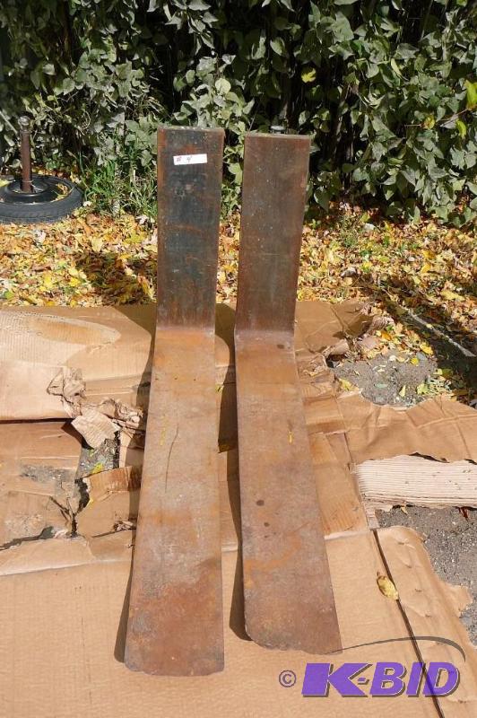 lot 4 image: Forklift forks 48&quotL x 7&quotW 19-12&qu...