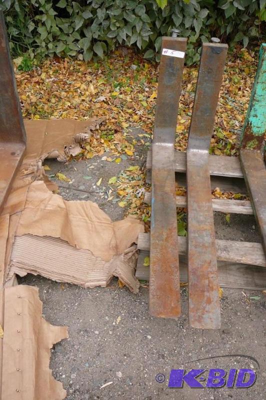 lot 5 image: Forklift forks 36&quotL x 4&quotW 15" ...