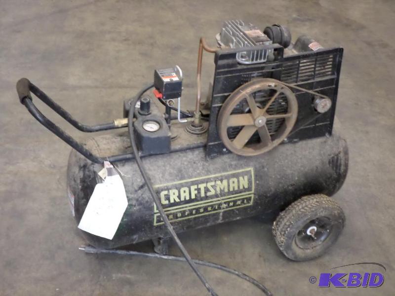lot 38 image: Craftsman Professional 20-Gallon Electric Air...