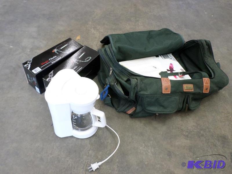 lot 65 image: Duffle Bag With (2) Wine Bottle Hangers, (1) ...