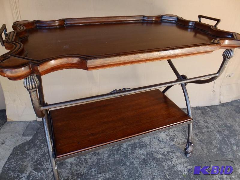 Serving Table