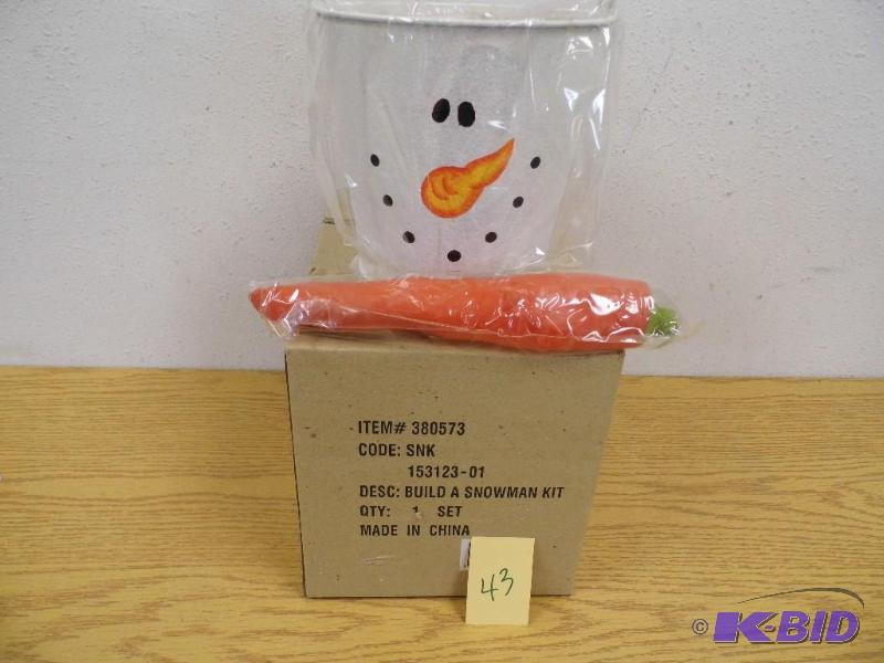lot 43 image: Build A Snowman Kit