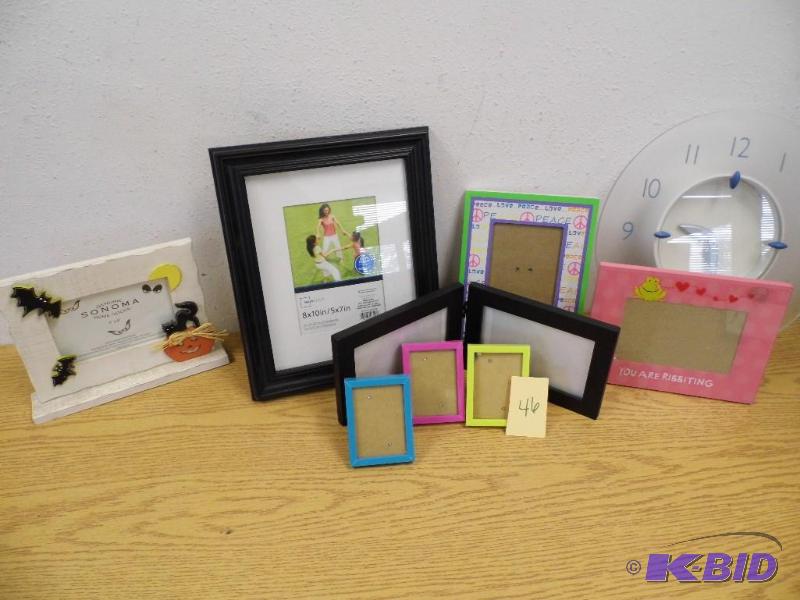 lot 46 image: Frames with Clock
