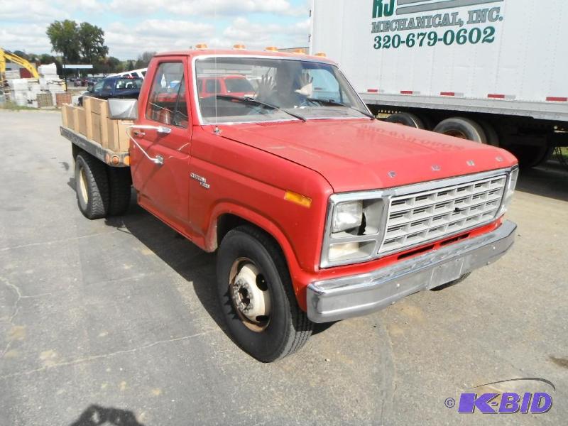 1980 Ford F-350 Stake Bed Pick Up