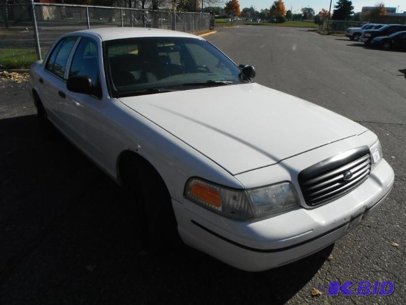 2000 Crown Victoria Police Interceptor
