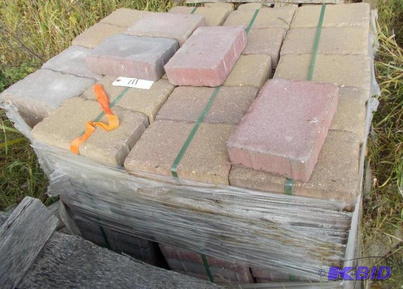lot 111 image: 1 Pallet of Londonstone Pavers...