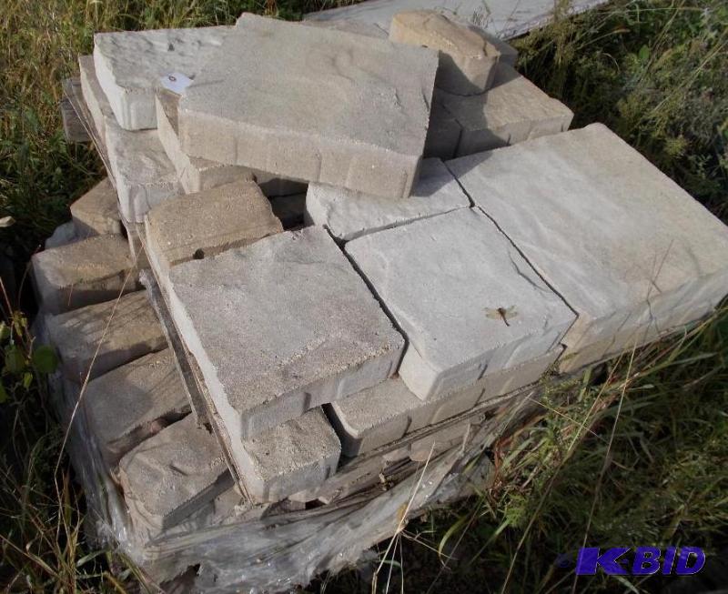 lot 112 image: 1 Pallet of Mega Lafitt&nbspPavers In Assort...