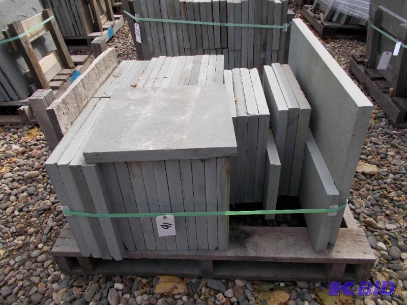 lot 16 image: 1 Pallet of Bluestone Thermal Patio Stone 1 1...