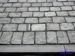 lot 30 image: 1 Pallet of Granite Cobblestone PaversWall B...