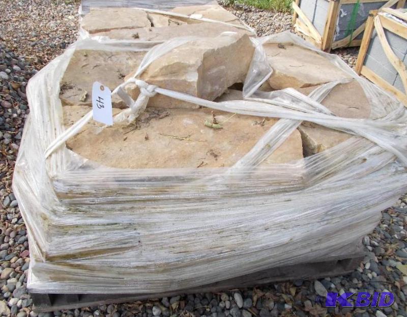 lot 43 image: 1 Pallet of Chestnut Sandstone Wall Stone App...