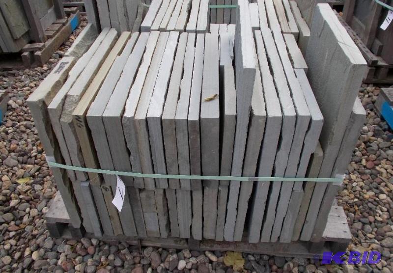 lot 7 image: 1 Pallet Consisting of 165 sq ft of Bluestone...