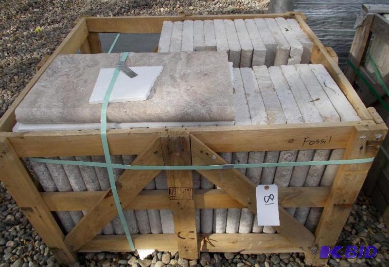 lot 81 image: 1 Pallet of Travertine Coping Landscape Stone...