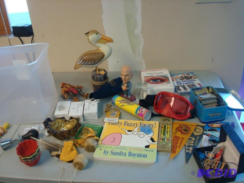 Lot Of Different Items, Pokemon Cards, Key Ch...