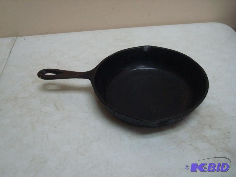 Small Cast Iron Pan...