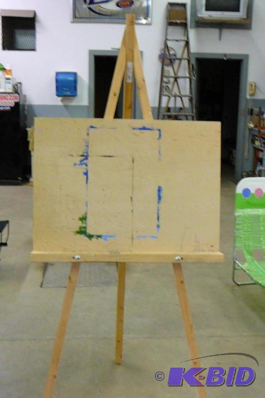 lot 19 image: Wooden Easel  ...