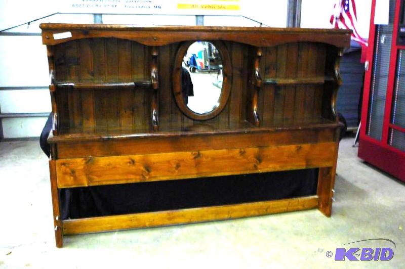lot 4 image: Wooden head board with mirror 76&quotW x 54&...
