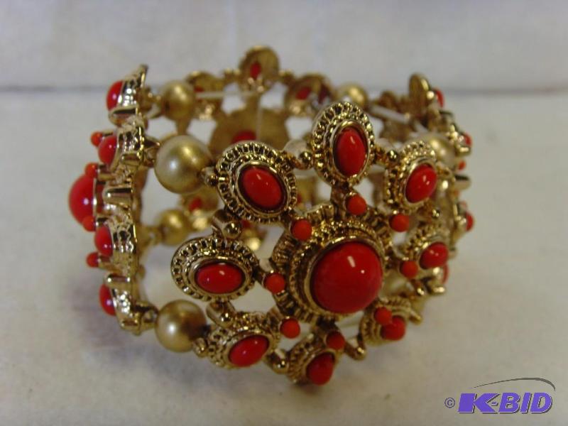 Fashionable Gold Tone Bracelet