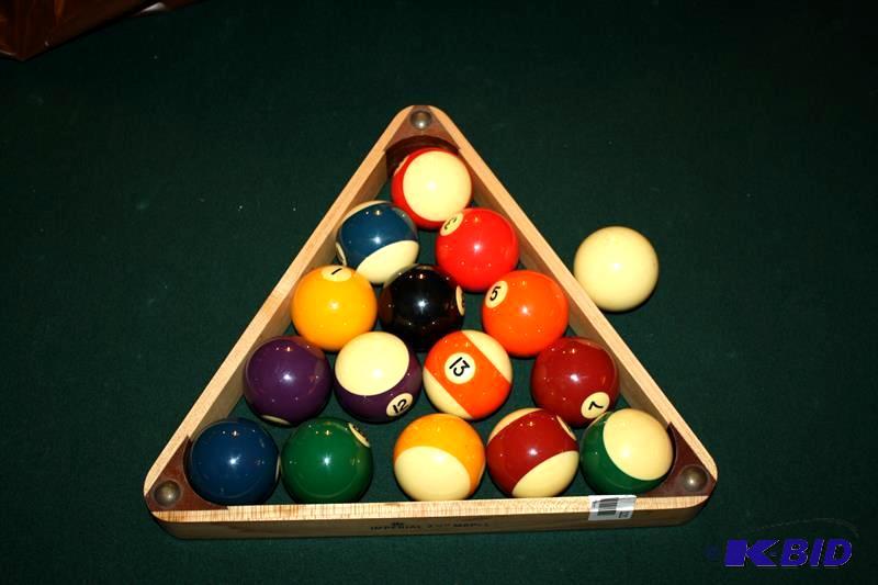 lot 121 image: Imperial pool ball set...
