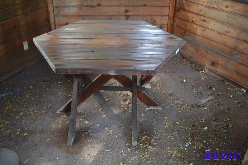 lot 126 image: Wood picnic table 42" diameter...