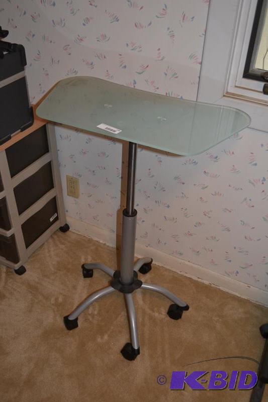 lot 136 image: Glass rolling laptop stationtable 24x16x35&q...