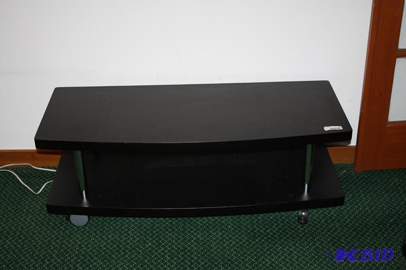 lot 14 image: Modern LCDLED TV Stand with storage shelf fo...