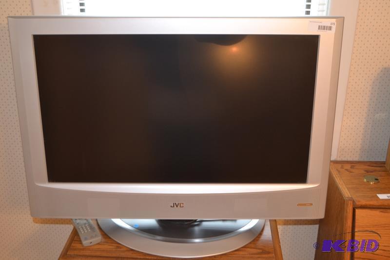 lot 172 image: 32" JVC TV with remote- powers up and wo...
