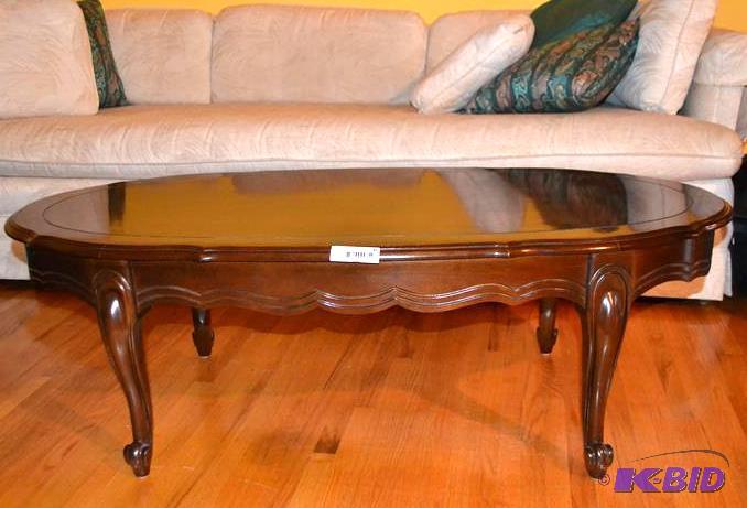 lot 46 image: Nice oval shaped wood entertaining table - si...