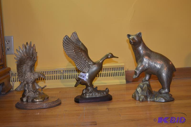 lot 48 image: 3 Brass figures- Bear, Eagle & a duck 12&...